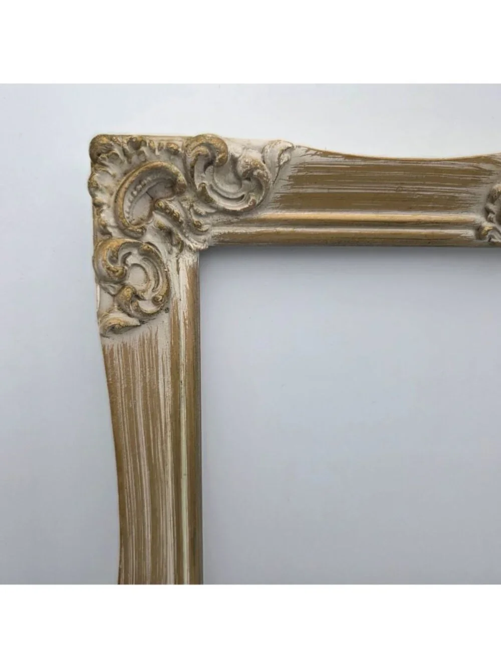 Vintage Ornate Baroque Style Gold & White Picture Frame 10